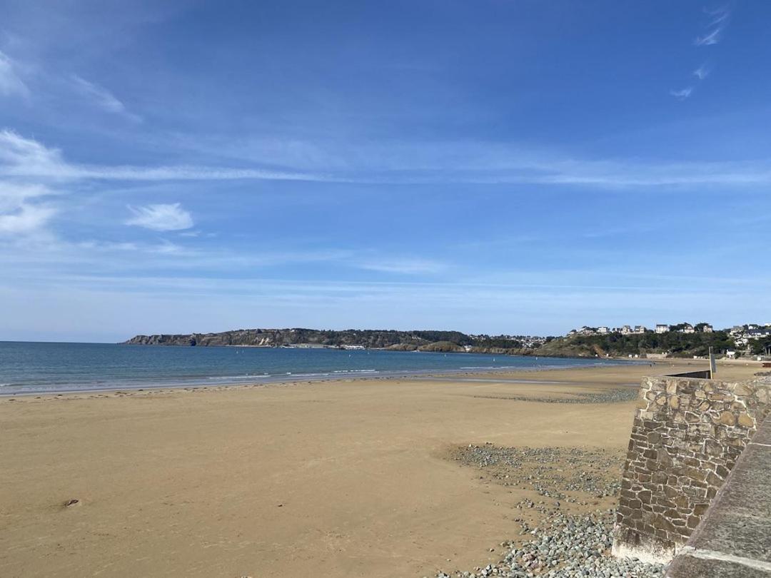 441 - A Erquy, En Bordure De La Tres Belle Plage De Caroual 2Km De Sables Fin Extérieur photo